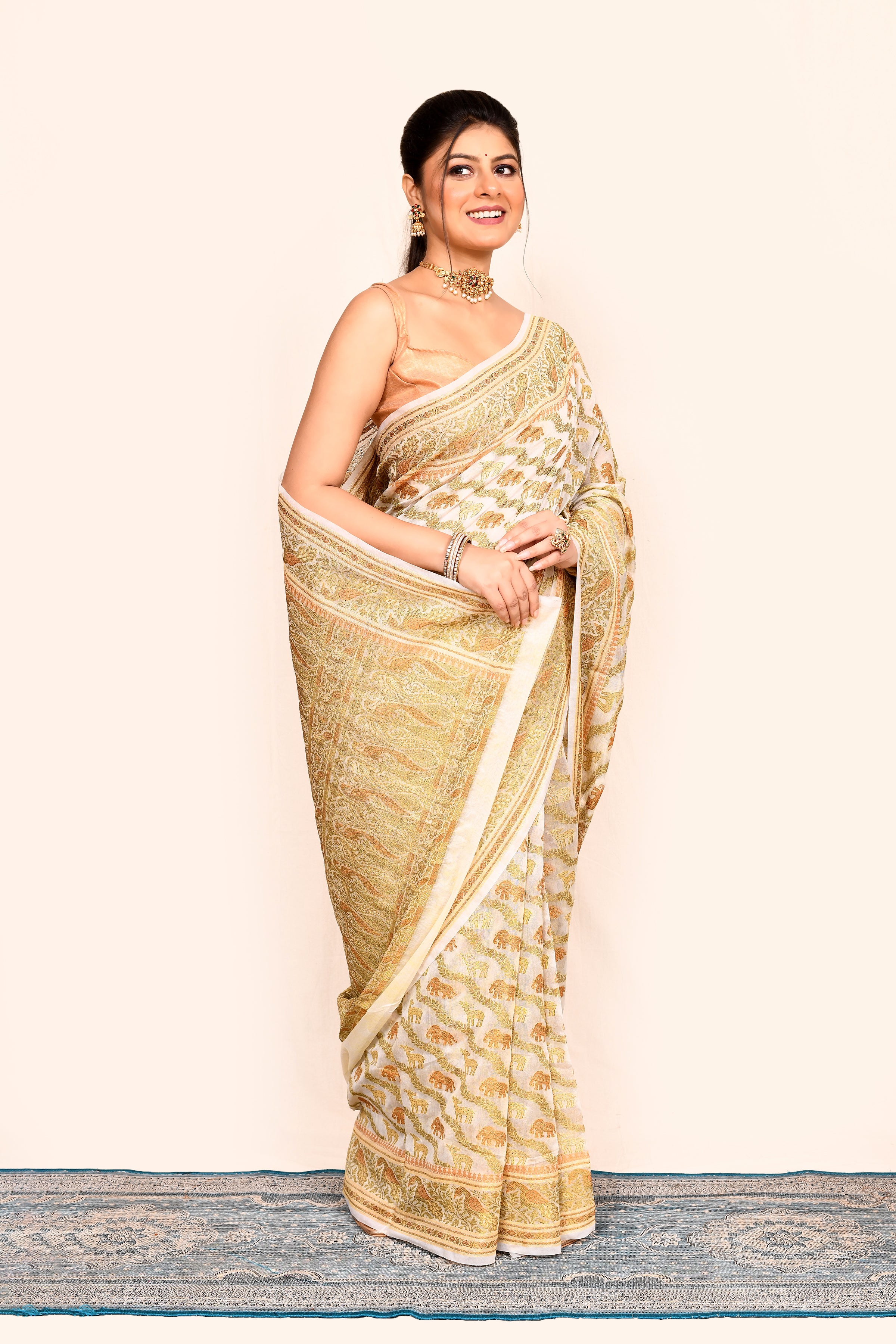 Traditional Cream Zari Woven Banarasi Silk Saree