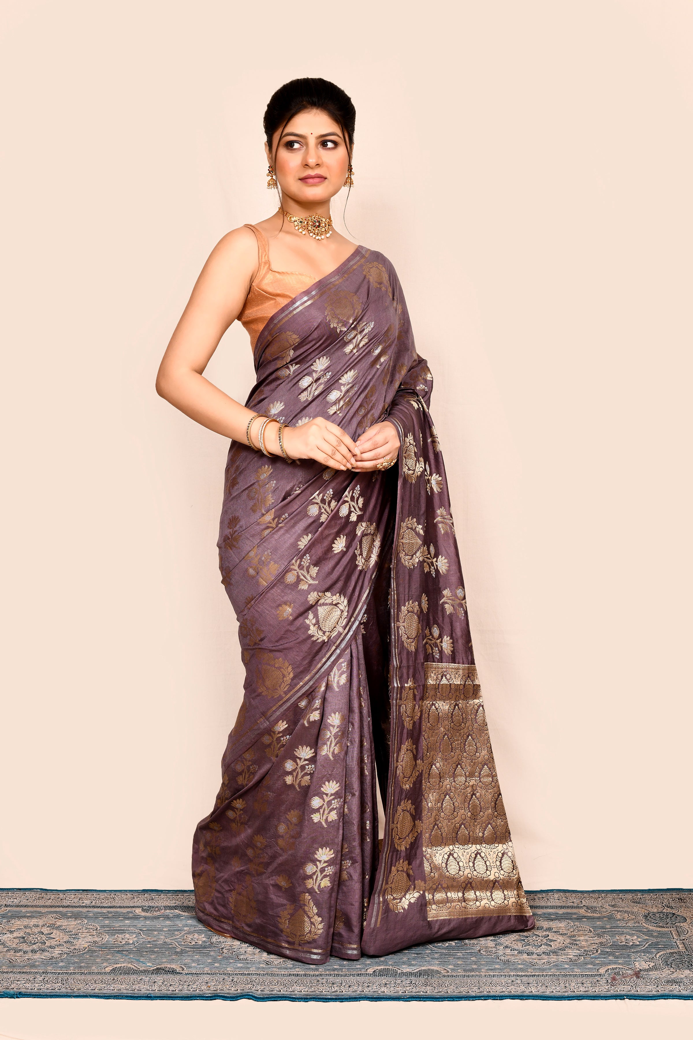 Pastel Grey Zari Woven Banarasi Silk Saree