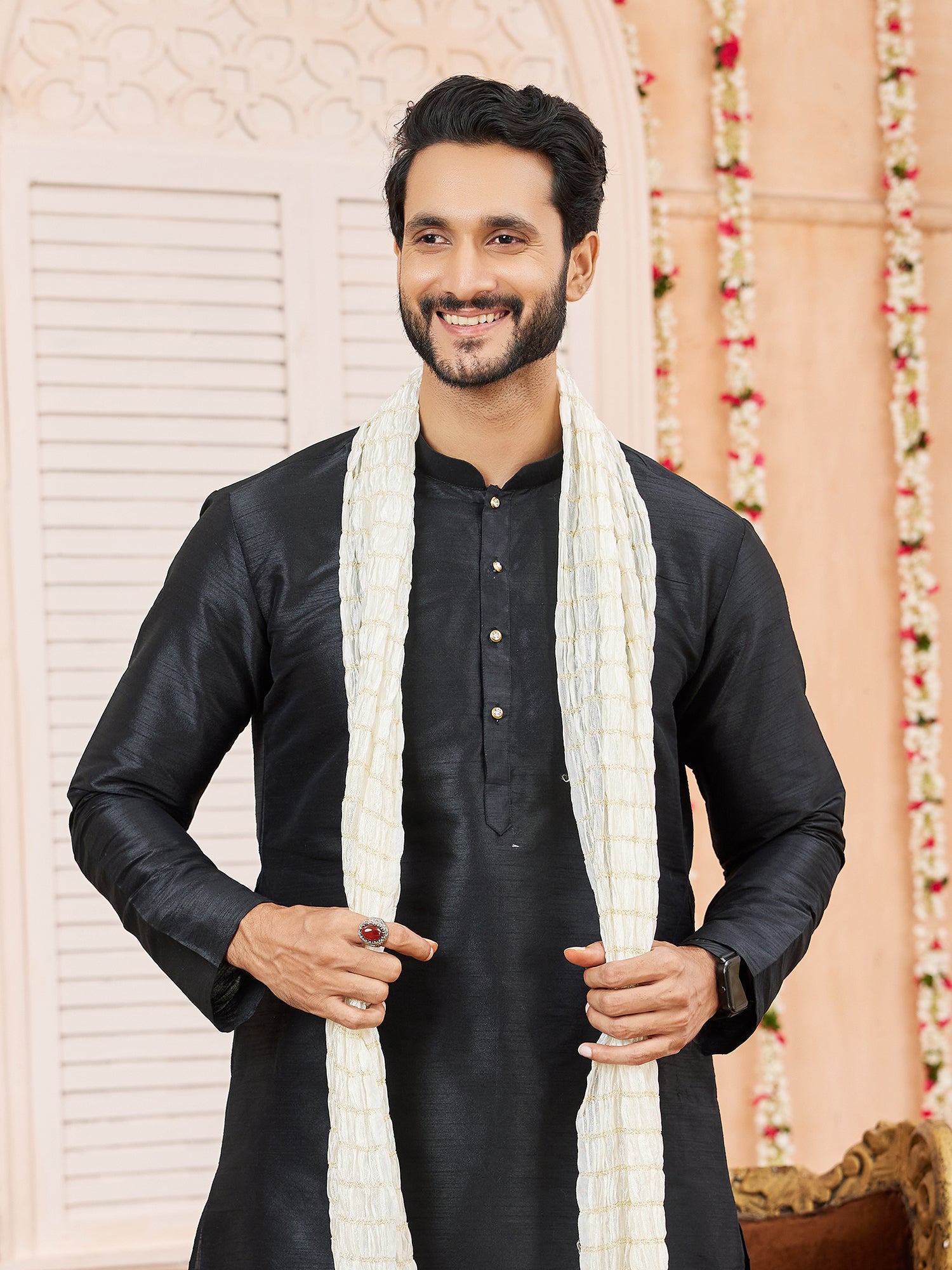 Black Festive Wear Kurta Pajama With Stole