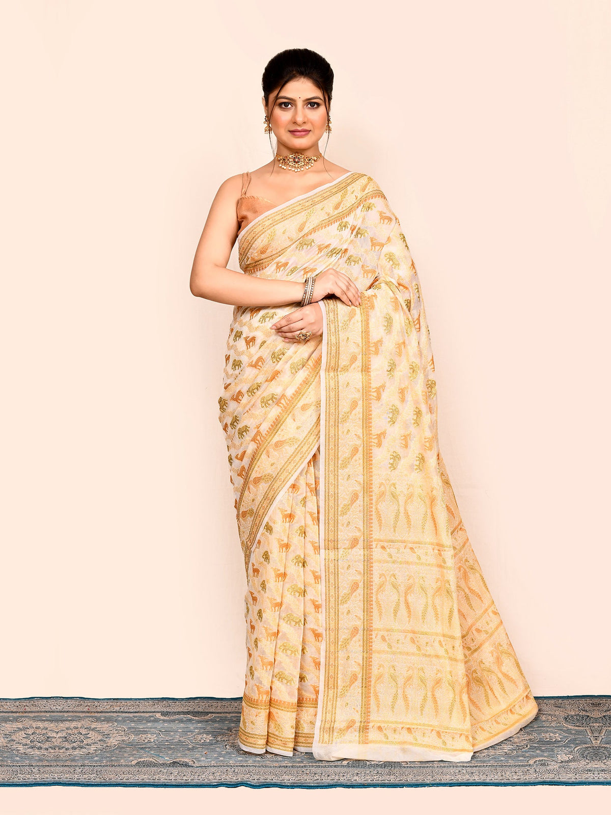 Cream Zari Woven Banarasi Art Silk Saree
