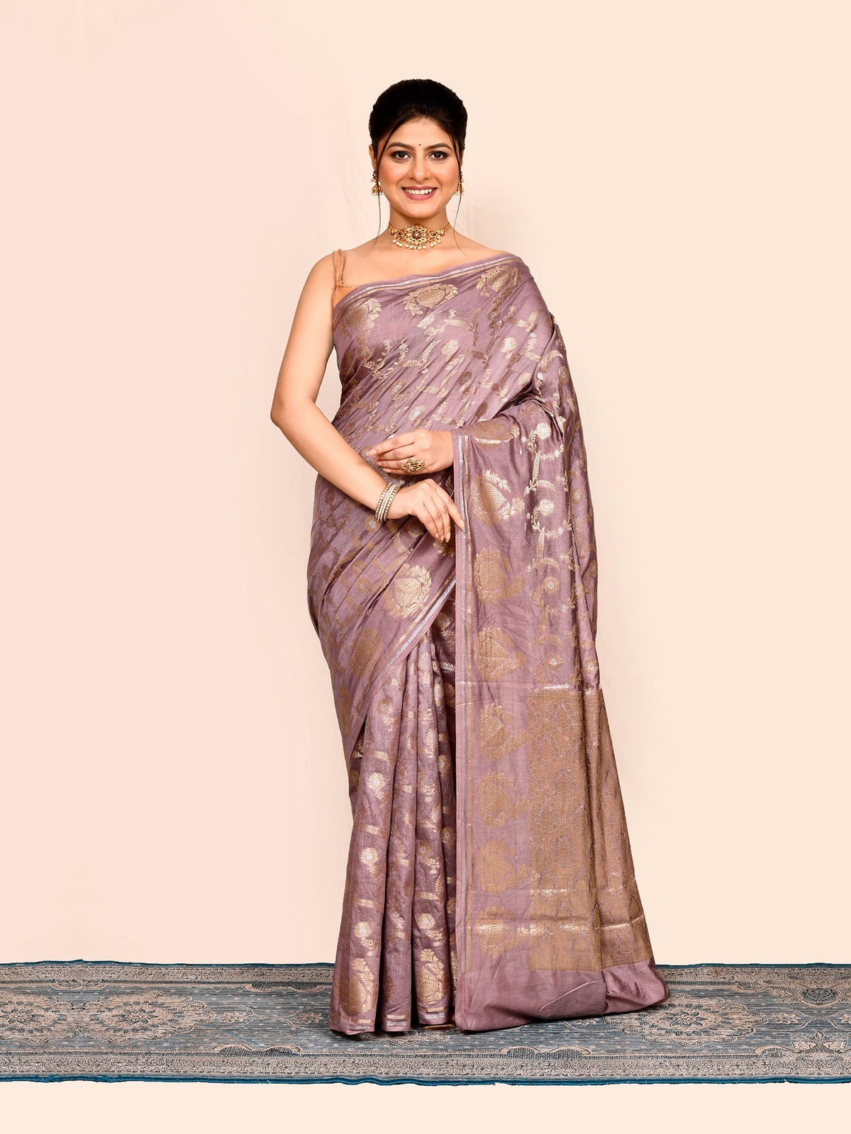 Pastel Grey Zari Woven Banarasi Silk Saree