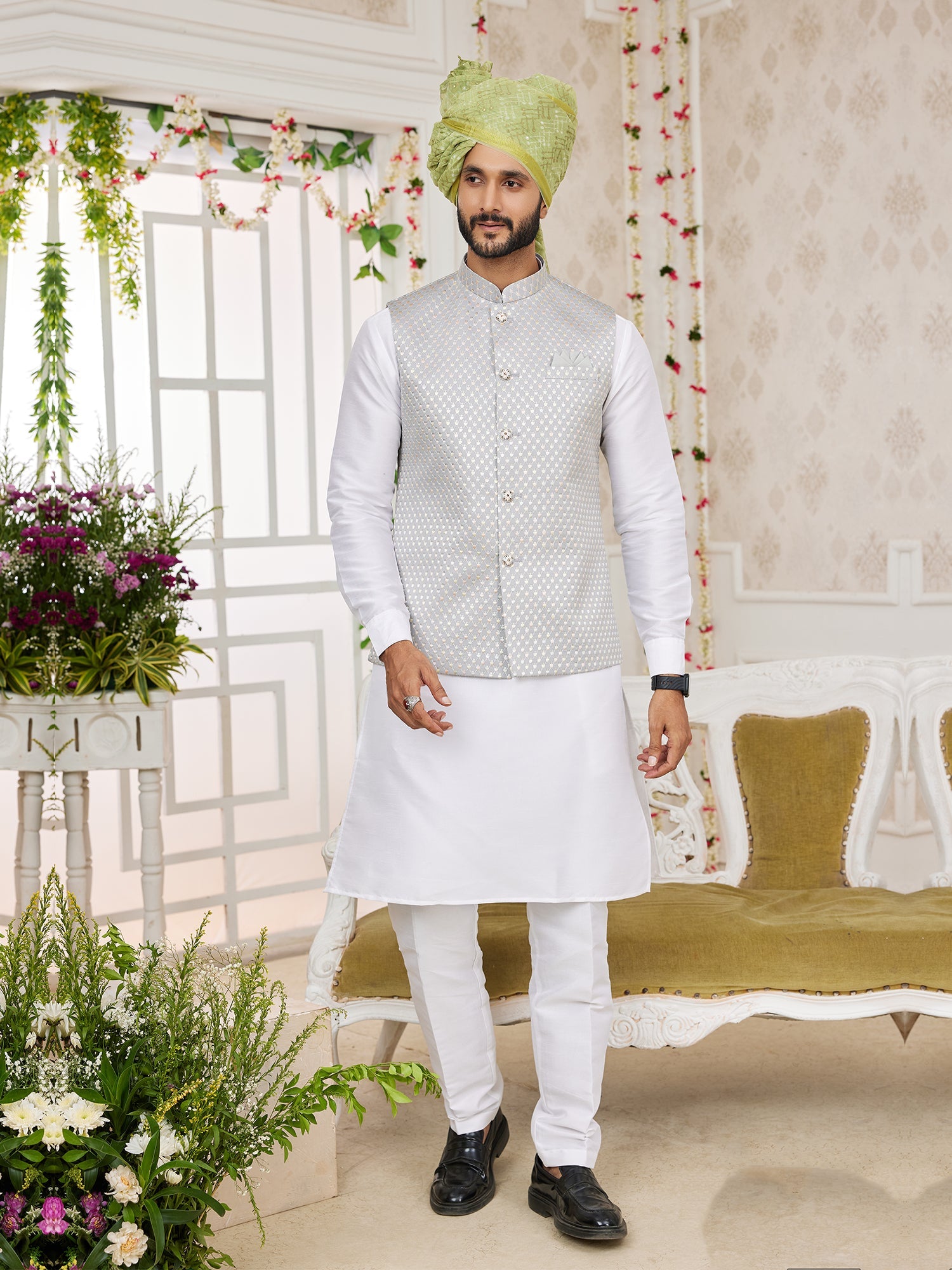 Off White Art Silk Embroidered Kurta Pajama With Jacket
