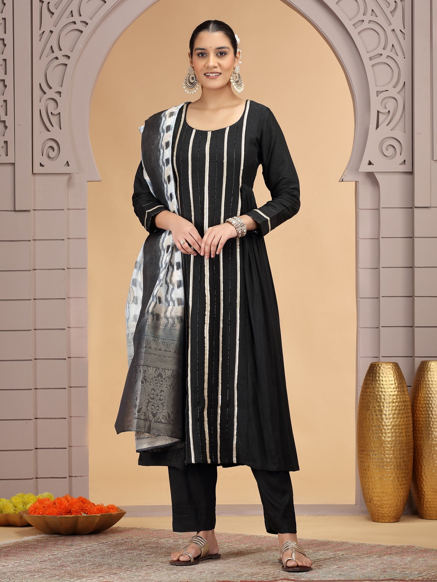 Black Embroidered Party Wear Salwar Kameez