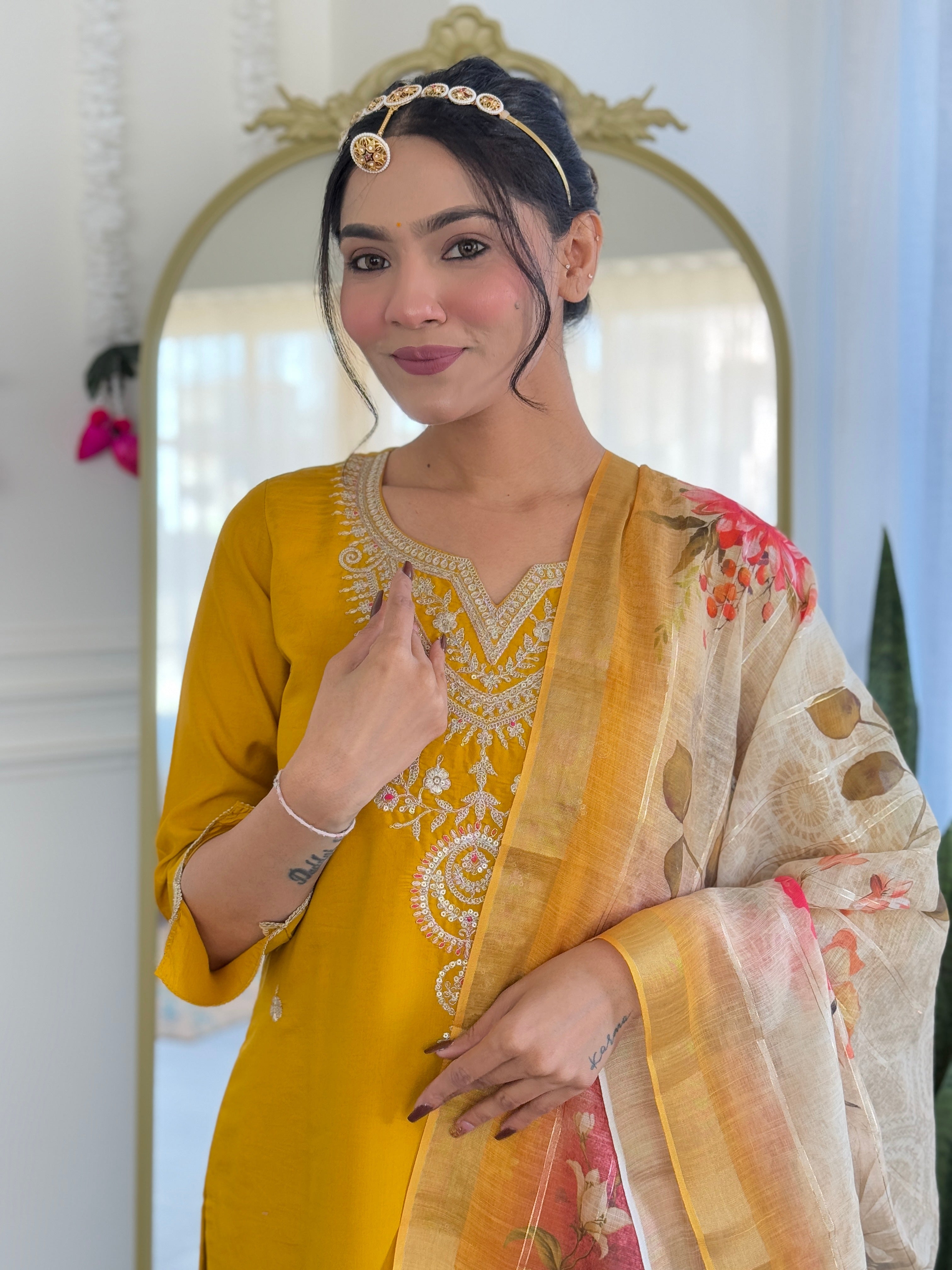 Yellow Readymade Salwar Kameez In Viscose