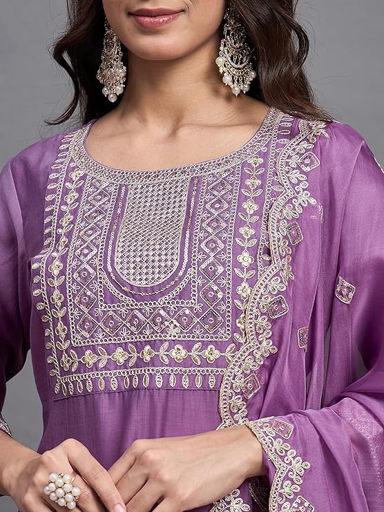 Purple Heavy Embroidered Salwar Kameez